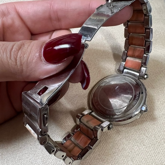 Michael Kors White Bone Silver Watch - Picture 2 of 5